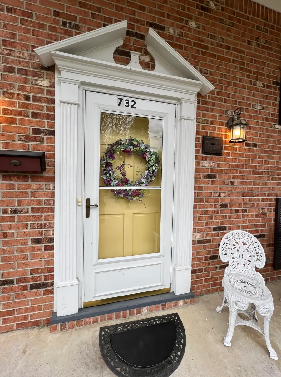 732 Lafayette St, Lewisburg, WV 24901 - #2