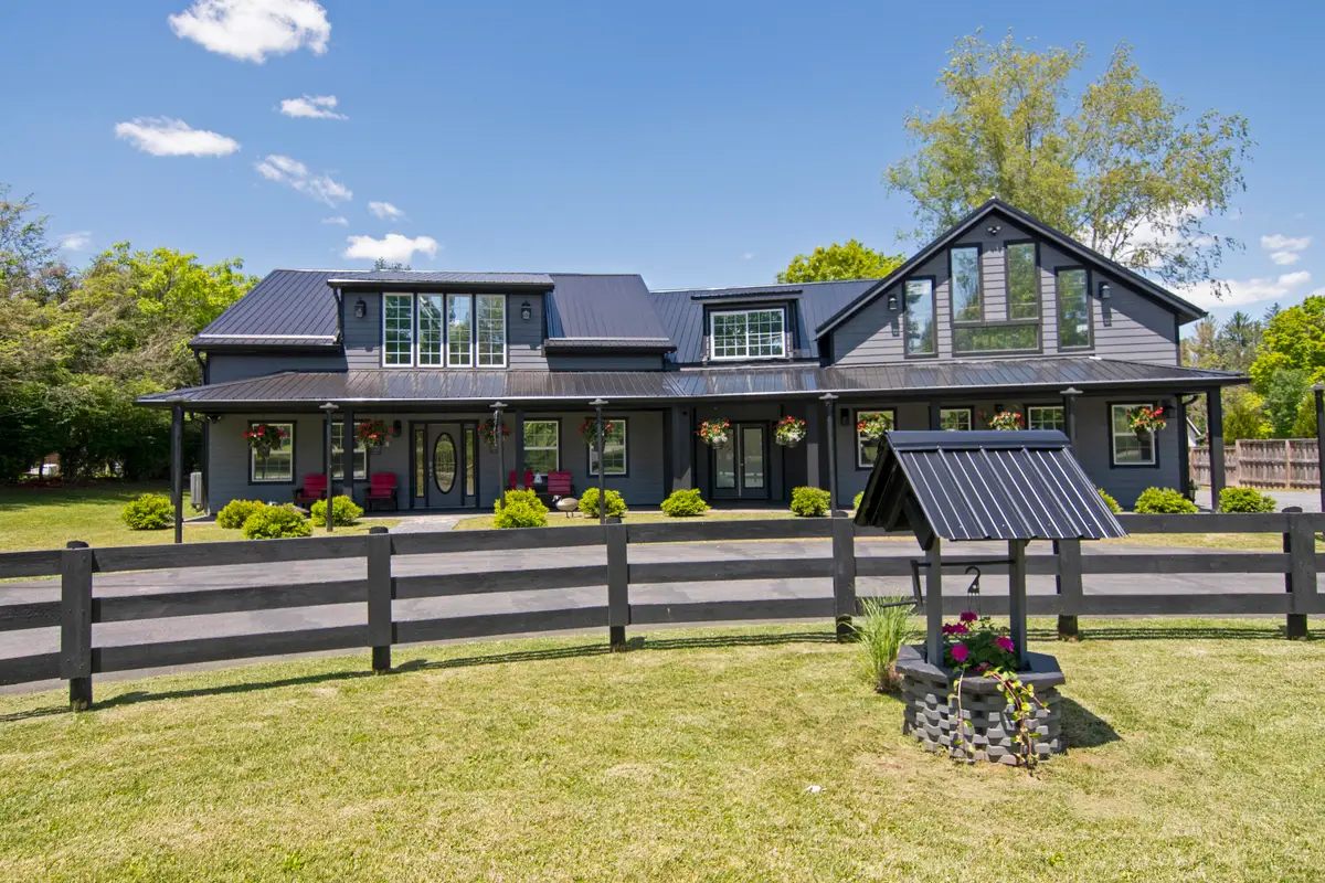 8913 Seneca Trail South, Lewisburg, WV 24901 - #1