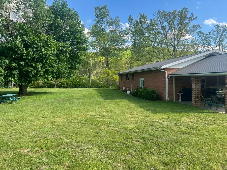 111 Crockett Ln, Talcott, WV 24981 - #3