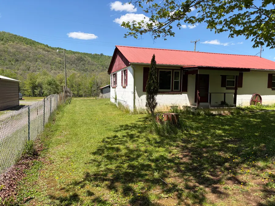 10545 Pocahontas Trl, White Sulphur Springs, WV 24986 - #2