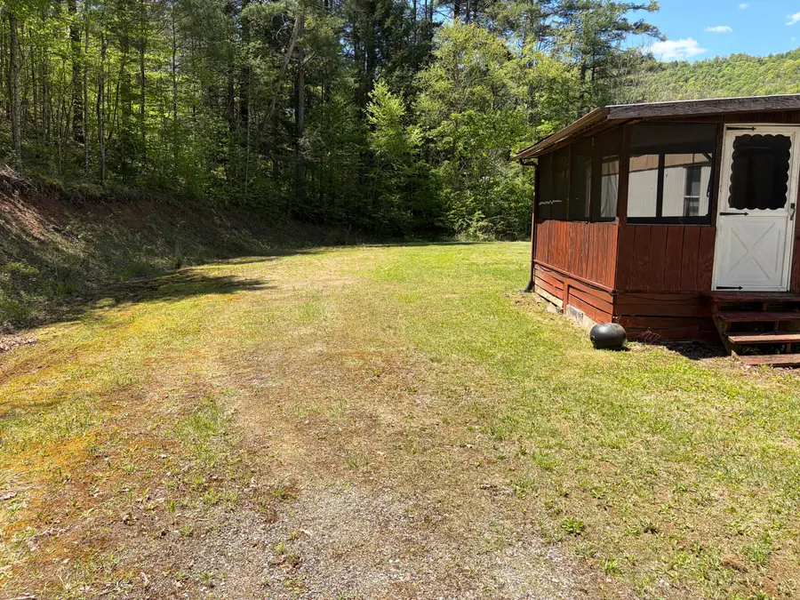10714 Pocahontas Trl, White Sulphur Springs, WV 24986 - #3