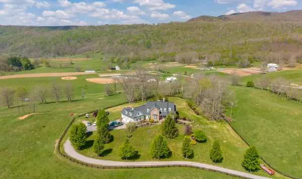 1281 Lobelia Rd, Hillsboro, WV 24946