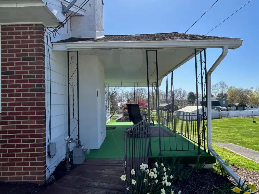 470 Baker St, Lewisburg, WV 24901 - #3