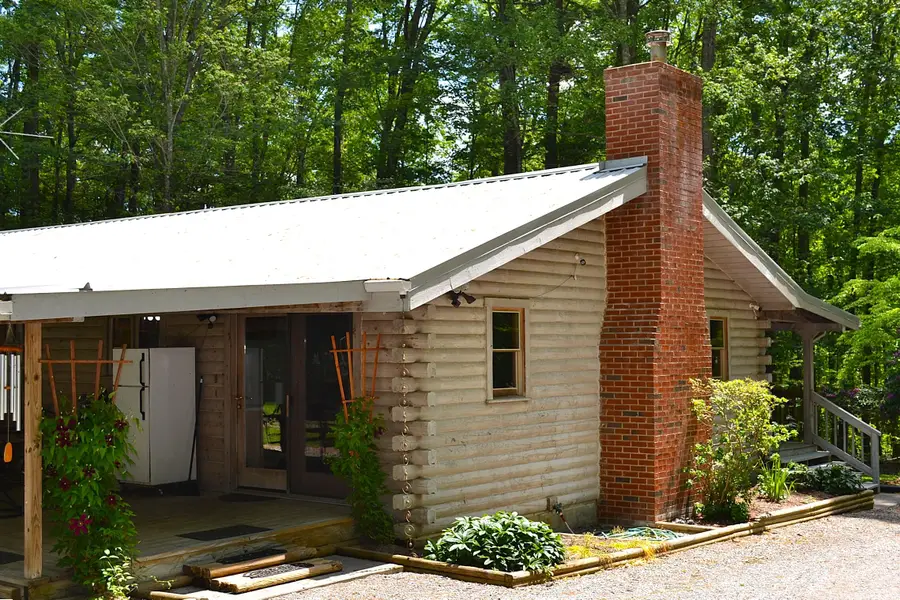 621 Fleshman Dr, Frankford, WV 24938 - #2