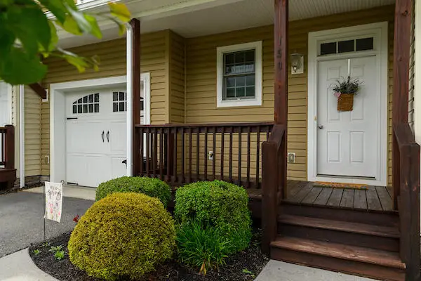 159 Eloise Cir, White Sulphur Springs, WV 24986 - #3