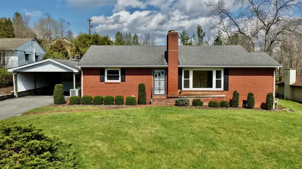 405 Alderson St, Lewisburg, WV 24901