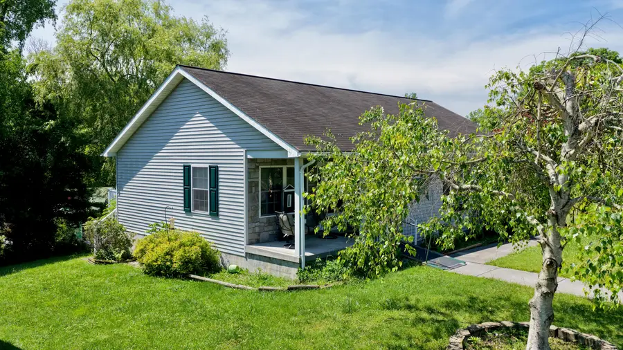 965 Greenbrier Ave, Ronceverte, WV 24970 - #2