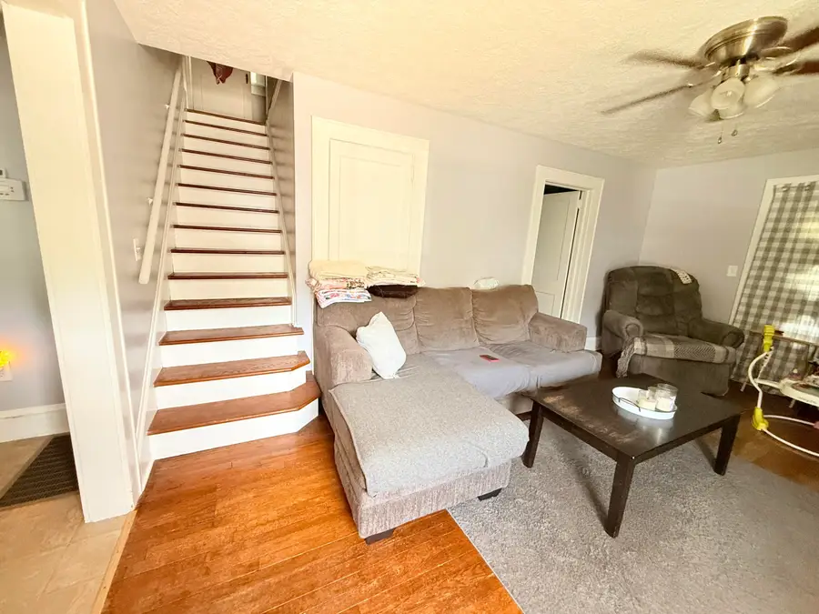 705 Westview, Narrows, VA 24124 - #3