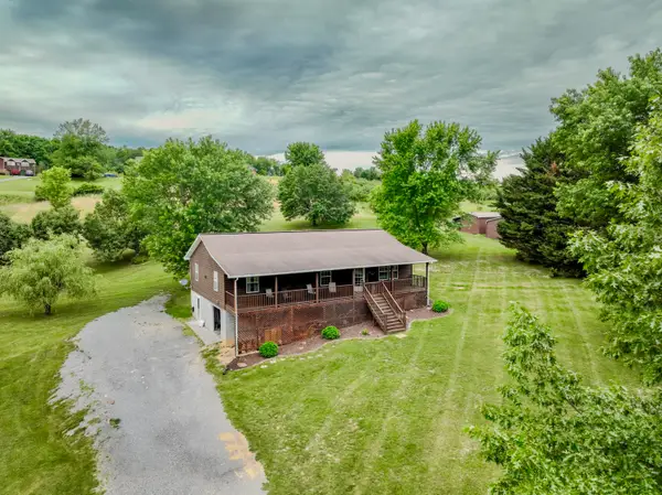 552 Pinhook Rd, Peterstown, WV 24963