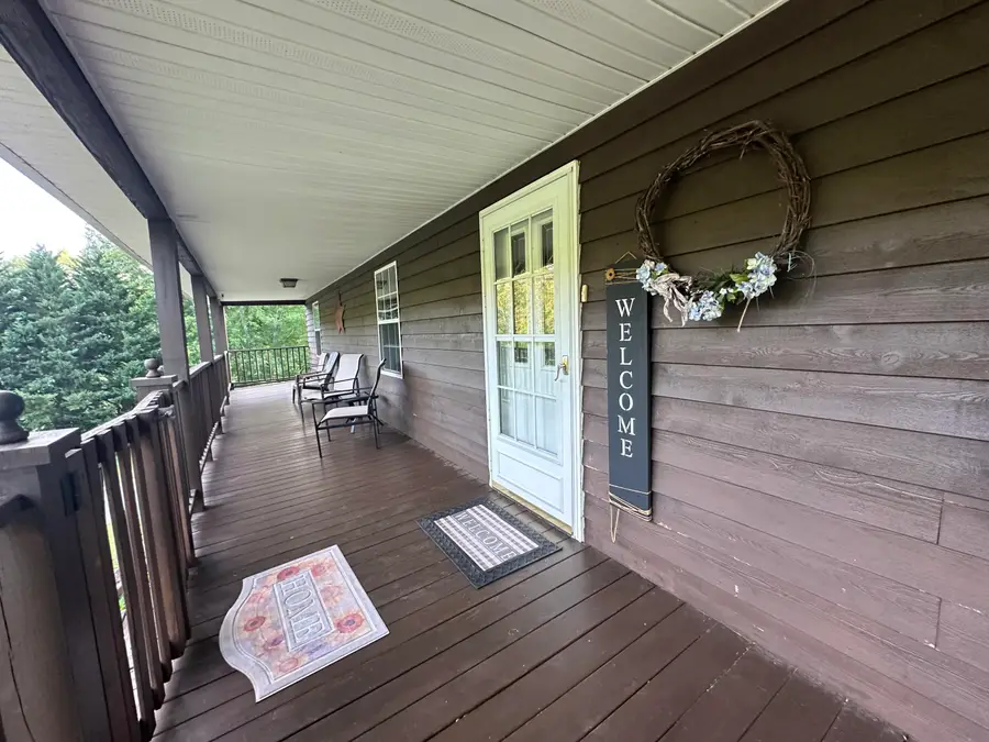 552 Pinhook Rd, Peterstown, WV 24963 - #3