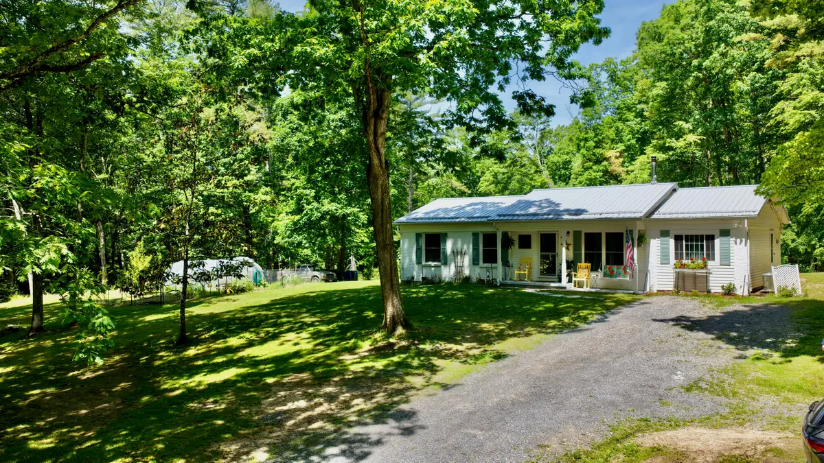 2138 Boones Mountain Rd, Frankford, WV 24938 - #1
