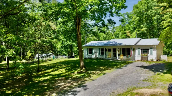 2138 Boones Mountain Rd, Frankford, WV 24938