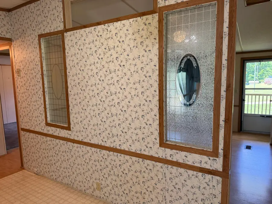 1556 Hollywood Glace Rd, Union, WV 24983 - #3