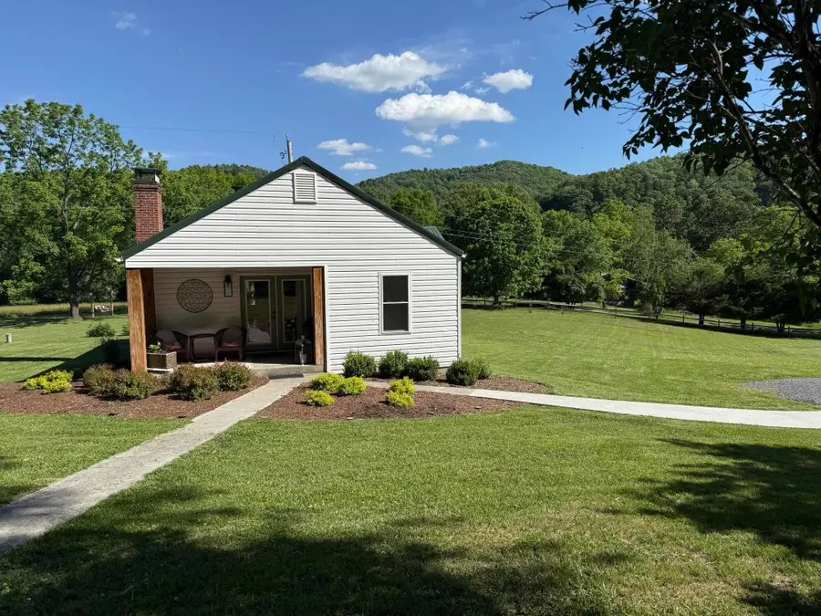 1999 Rockland Rd, Ronceverte, WV 24970 - #2