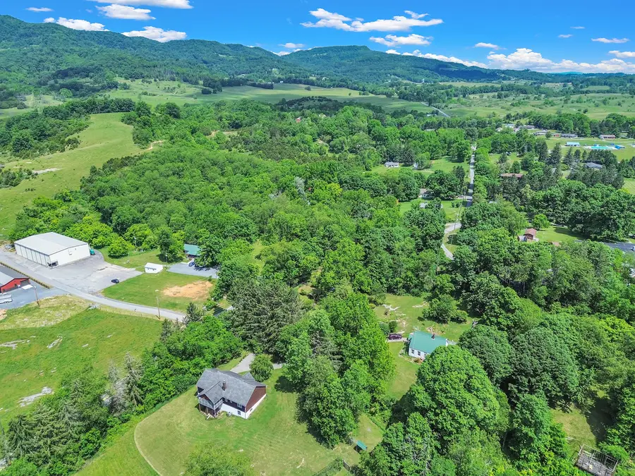 208 Health Center Dr, Union, WV 24983 - #2