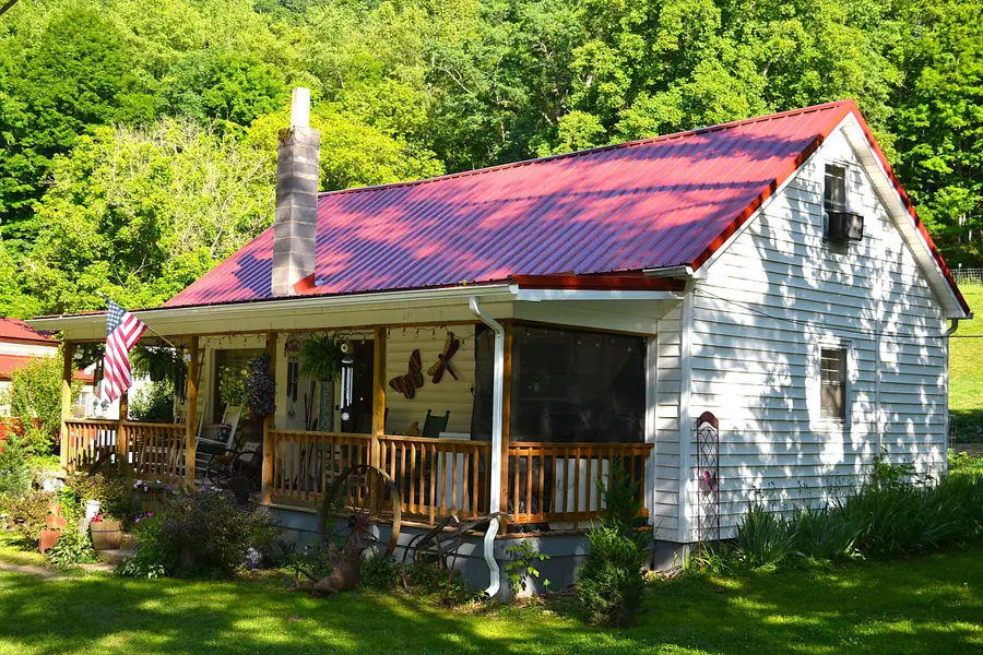 2683 Alta Dr, Alderson, WV 24910 - #2