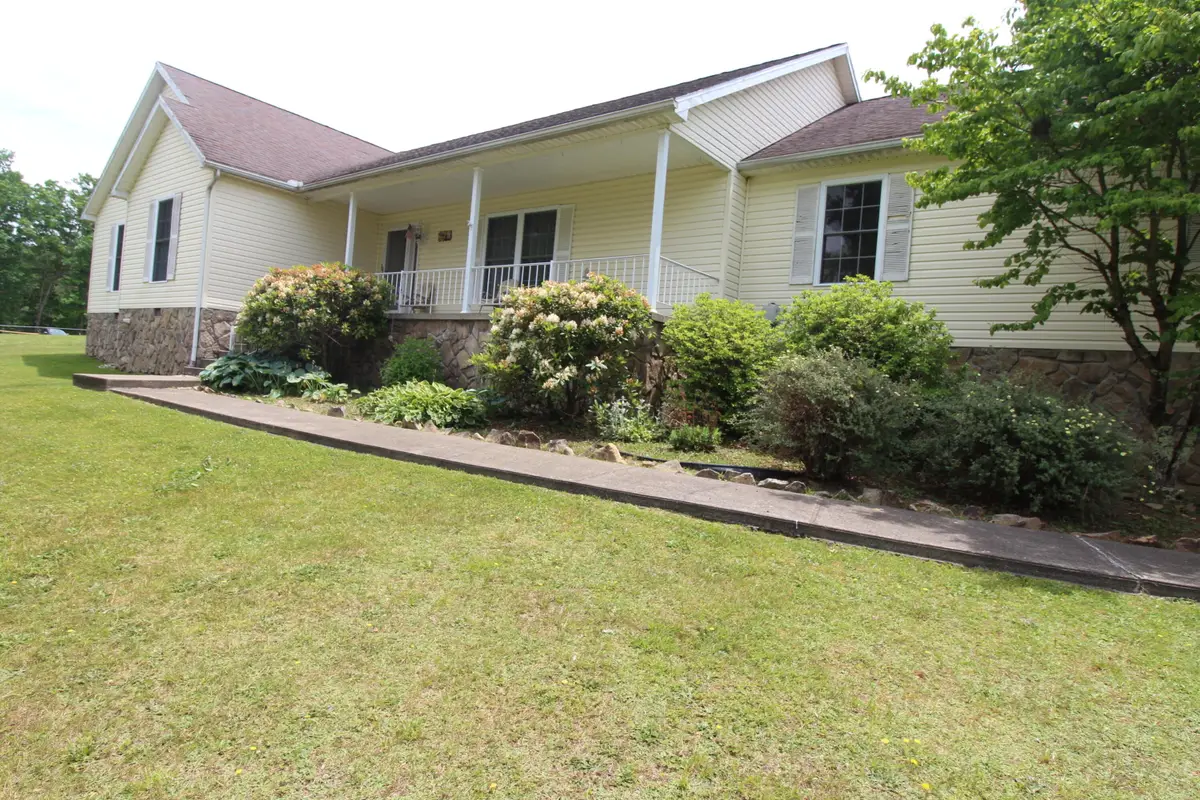 350 Farley Branch Rd, Cool Ridge, WV 25825 - #1