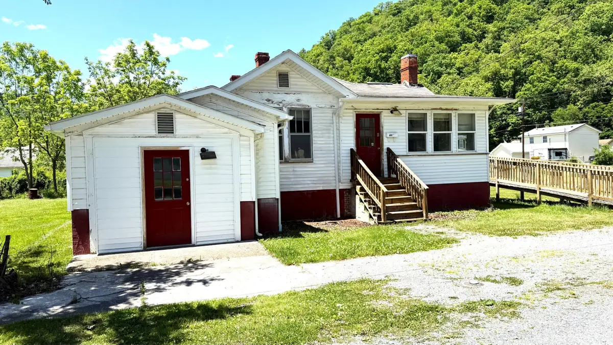 806 9th, Marlinton, WV 24954 - #1