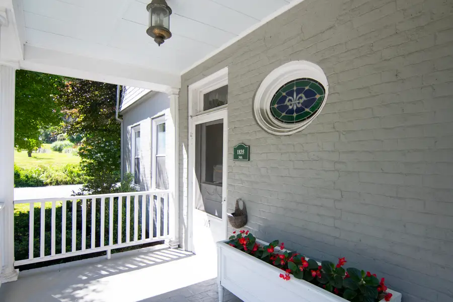 1274 Washington St, Lewisburg, WV 24901 - #3