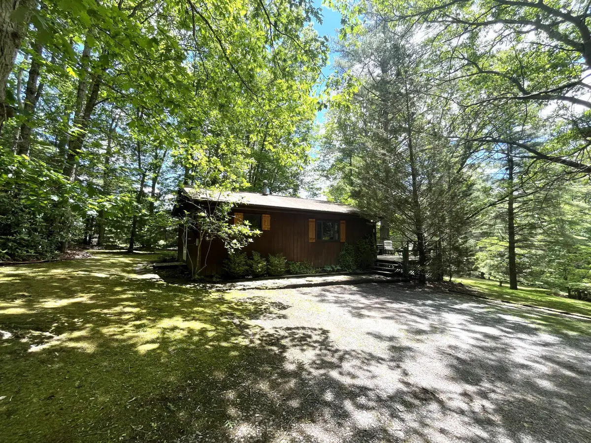 2092 Coleman Cliff Rd, Frankford, WV 24938 - #1