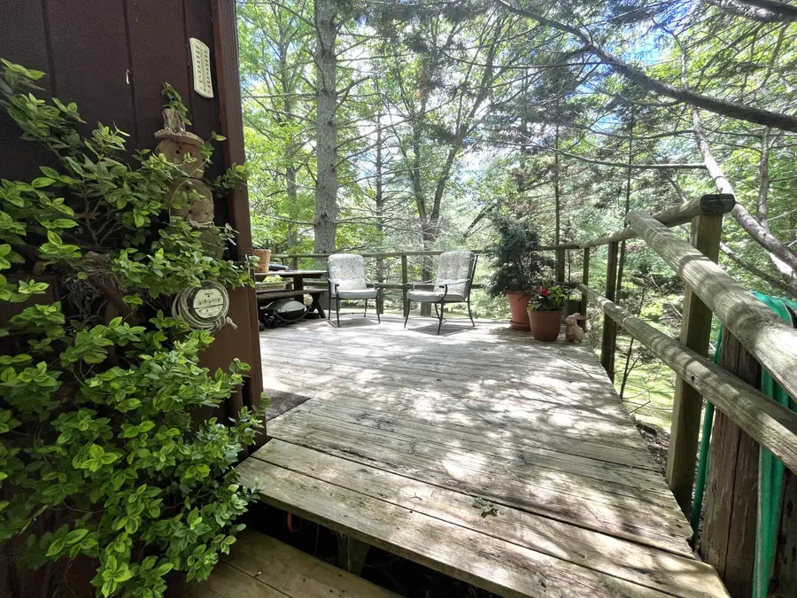 2092 Coleman Cliff Rd, Frankford, WV 24938 - #2