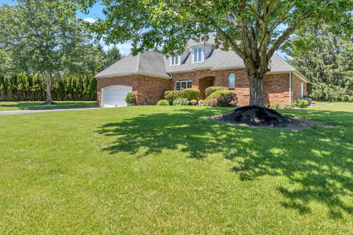 172 Old White Dr, Lewisburg, WV 24901 - #1