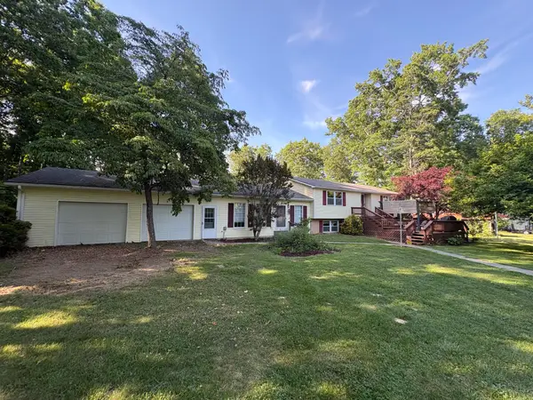 977 Coleman Cliff Rd, Frankford, WV 24938