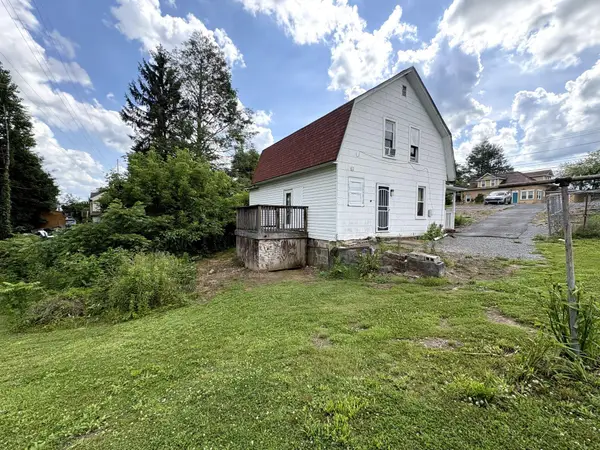 206 Johnstown Rd, Beckley, WV 25801