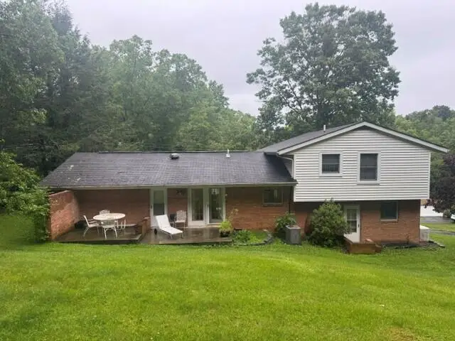 229 Highland Cir, Lewisburg, WV 24901 - #3