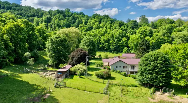 3627 Sampson Rd, Lewisburg, WV 24901