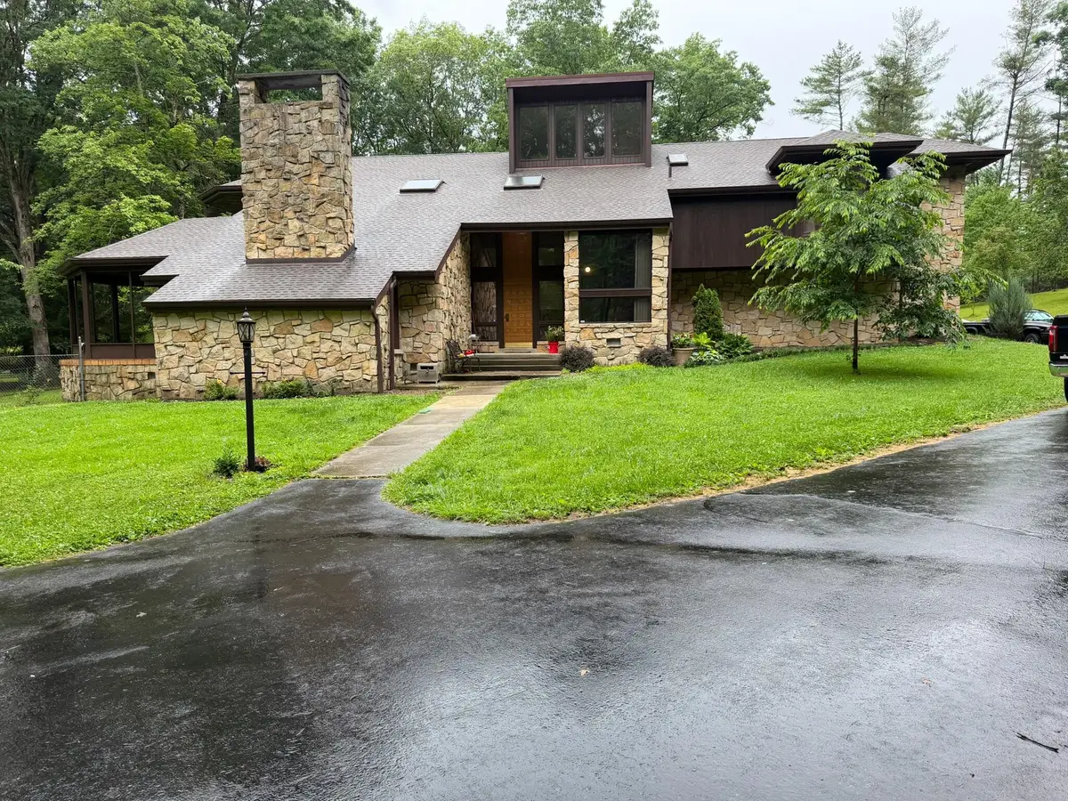 1 Woodside Dr, Summersville, WV 26651 - #1