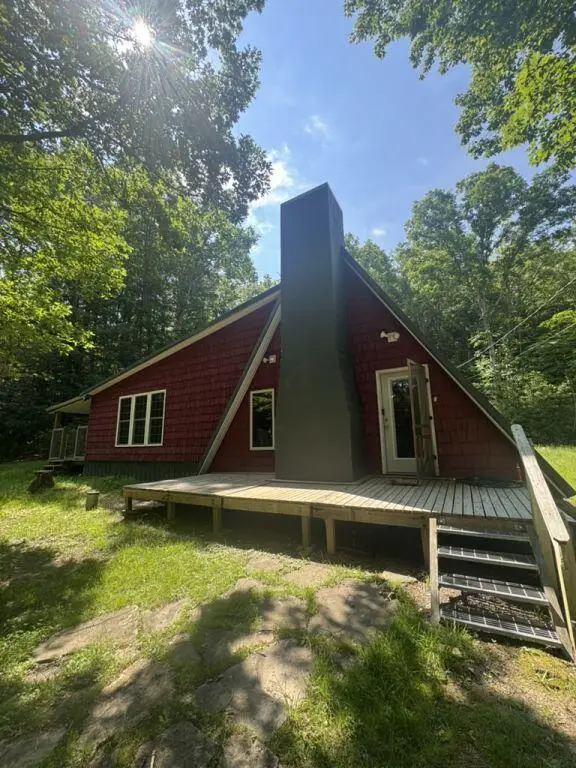 255 Ash St, Green Bank, WV 24944