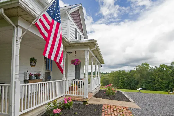 420 Fort Springs Road, Sinks Grove, WV 24976