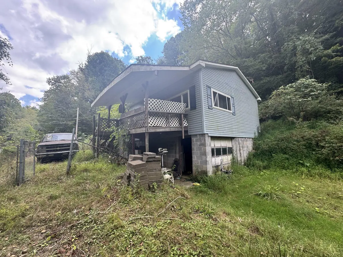 71 Catawba Rd, Fairmont, WV 26554 - #1