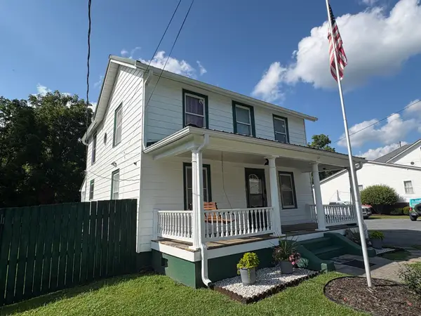 238 Monroe Ave, Ronceverte, WV 24970