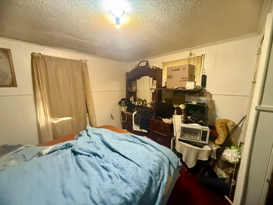 3818 Brook St, Bluefield, WV 24701 - #3