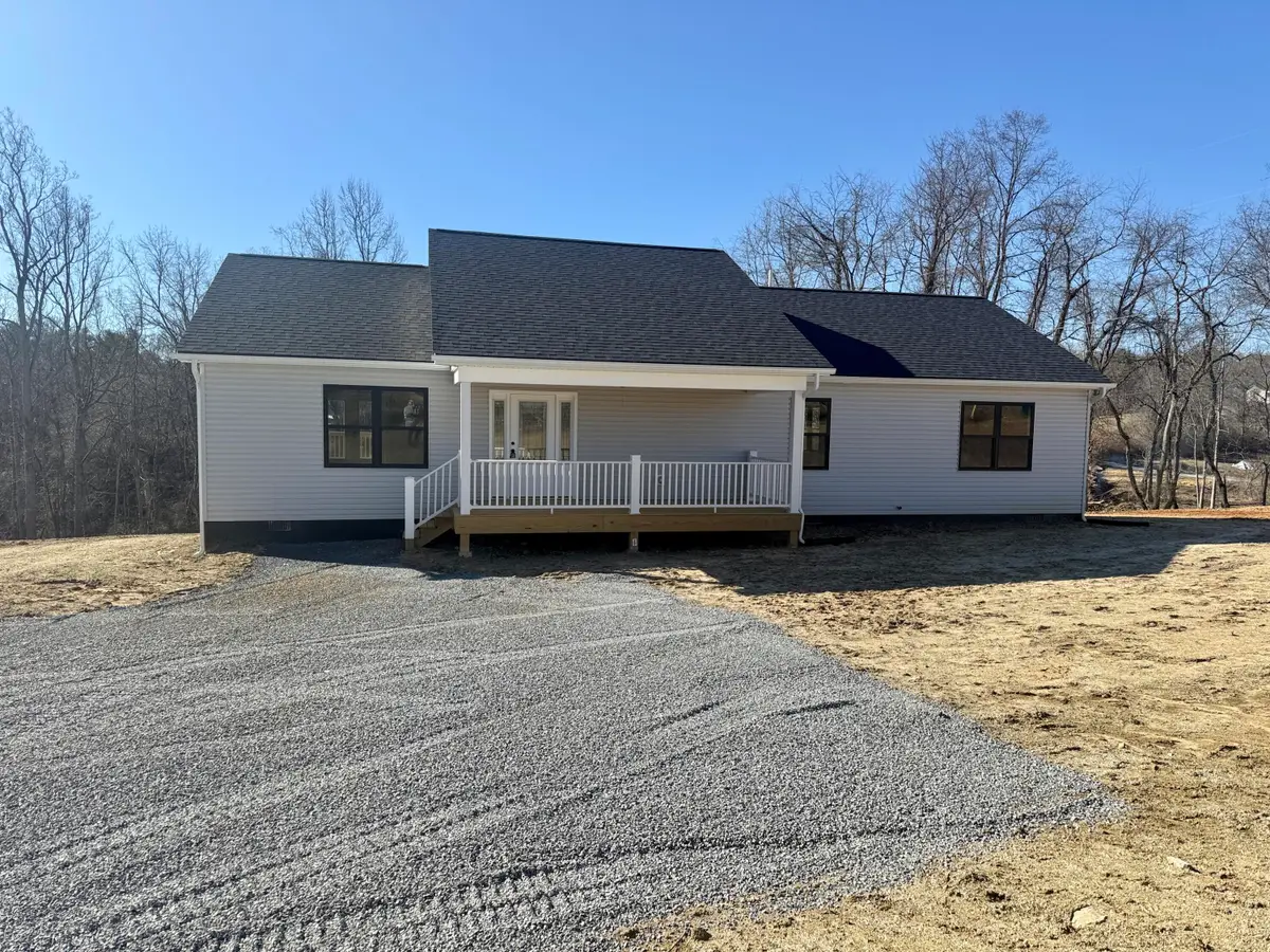 1518 Stonehouse Rd, Caldwell, WV 24925 - Image #1