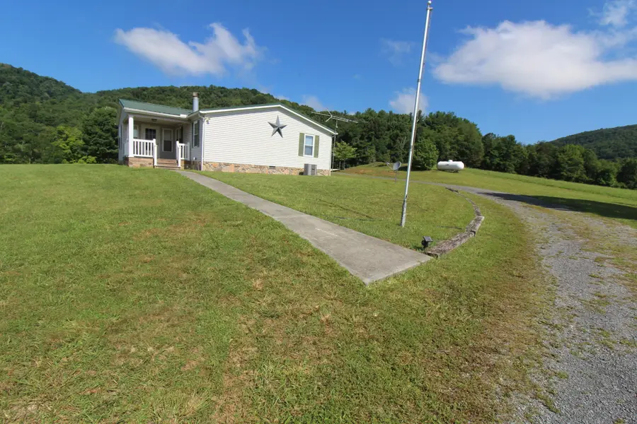 4172 Seminole Rd, Forest Hill, WV 24935 - #2