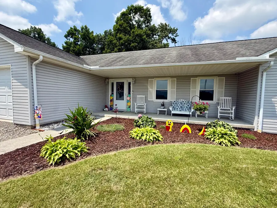2739 Ballard-red Sulphur Pkwy, Peterstown, WV 24963 - #2