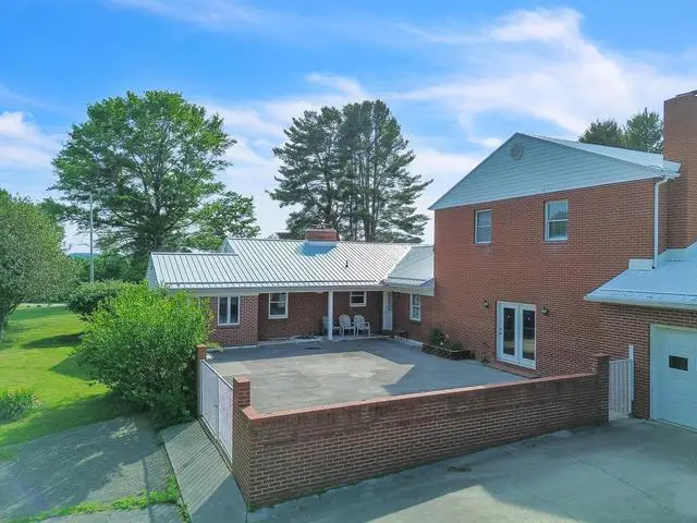 6560 Cleburne Blvd, Dublin, VA 24084 - #2
