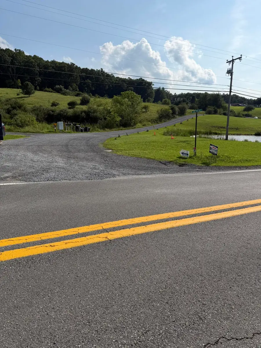 Stonehouse Woods, Lewisburg, WV 24901 - #2