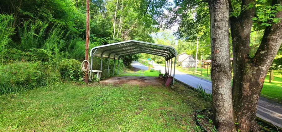 1537 Willowwood Road, Hinton, WV 25951 - #3