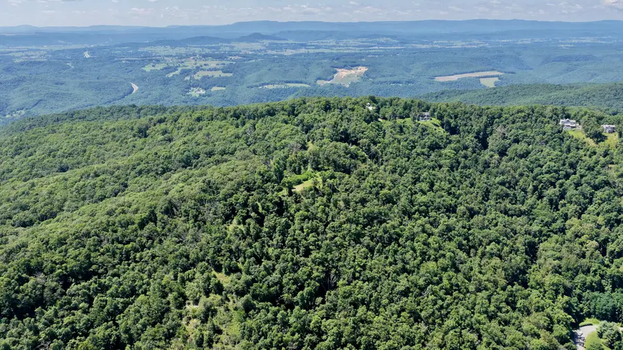 712 Summit Village, White Sulphur Springs, WV 24986 - #3