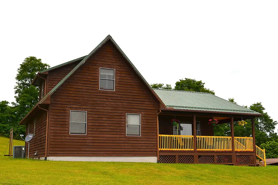 360 Valley Ridge Cir, Frankford, WV 24938 - #2