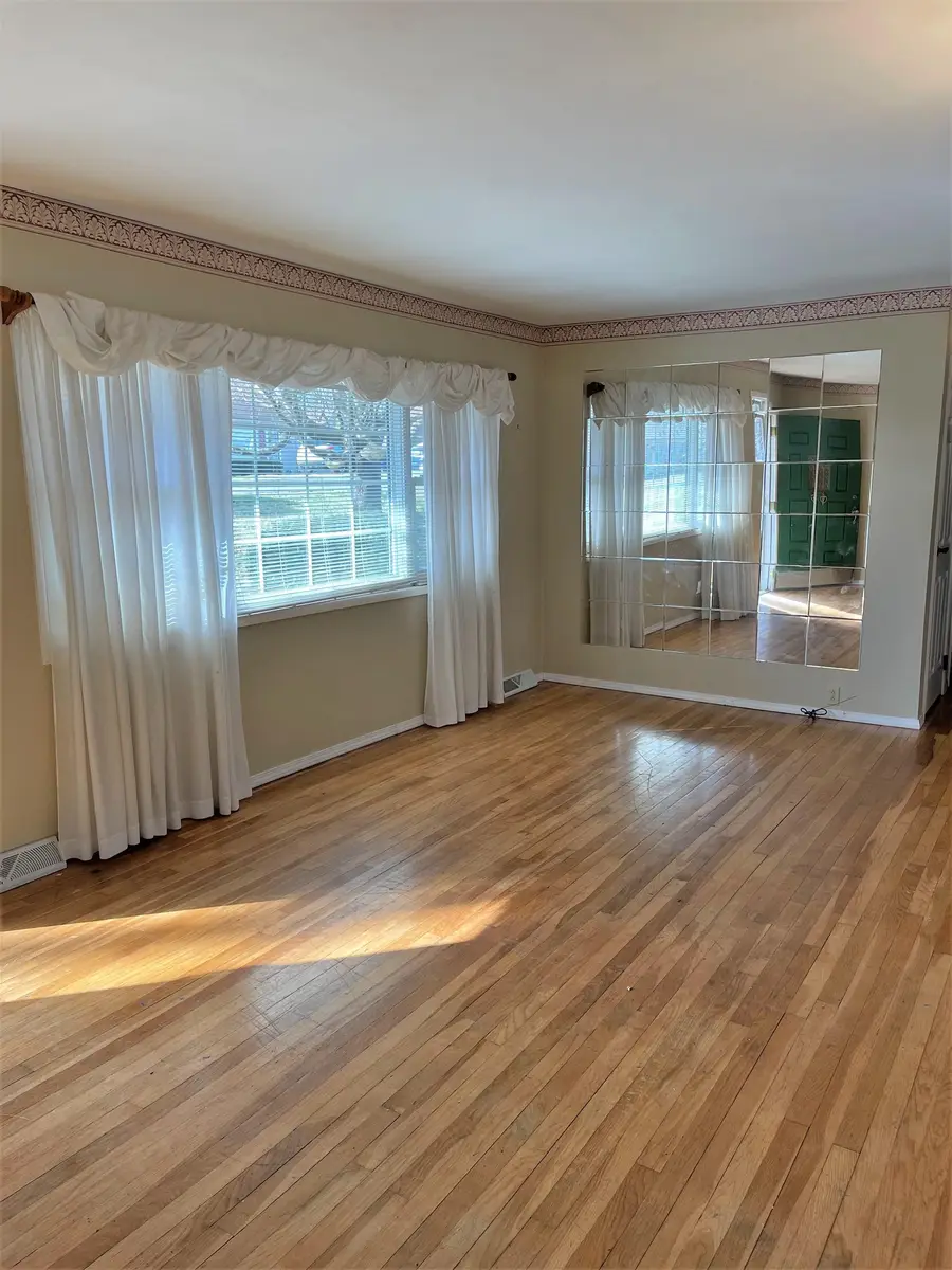 110 New Hampshire Drive, Ashland, KY 41101 - Image #2