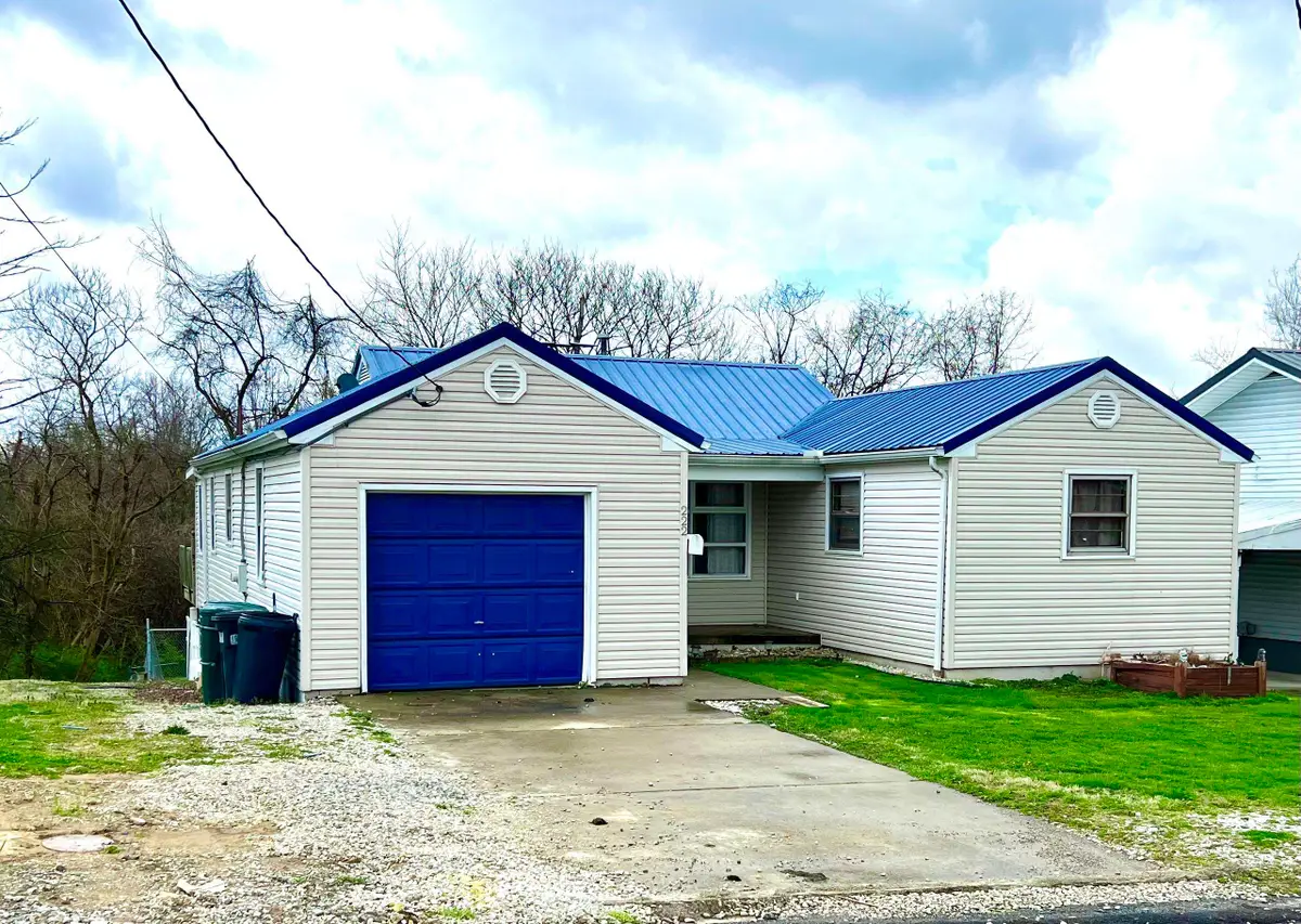 222 Saint Charles, Coal Grove, OH 45638 - Image #1