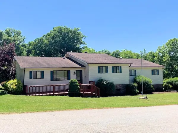 7841 Rosewood Drive, Ashland, KY 41102