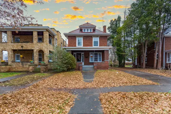 1326-26R 10th Ave, Huntington, WV 25701