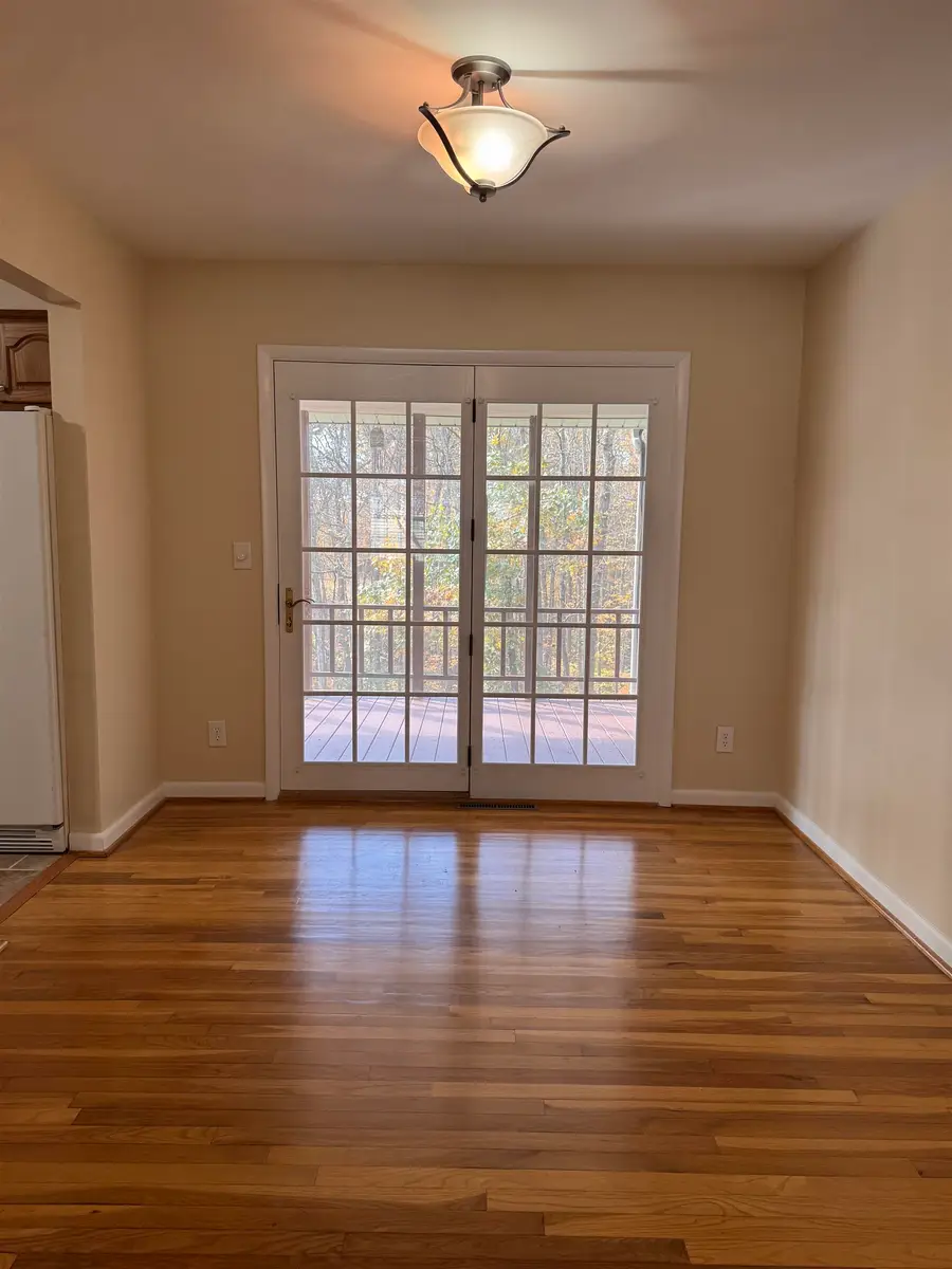 347 Navajo Trail, Huntington, WV 25705 - Image #2