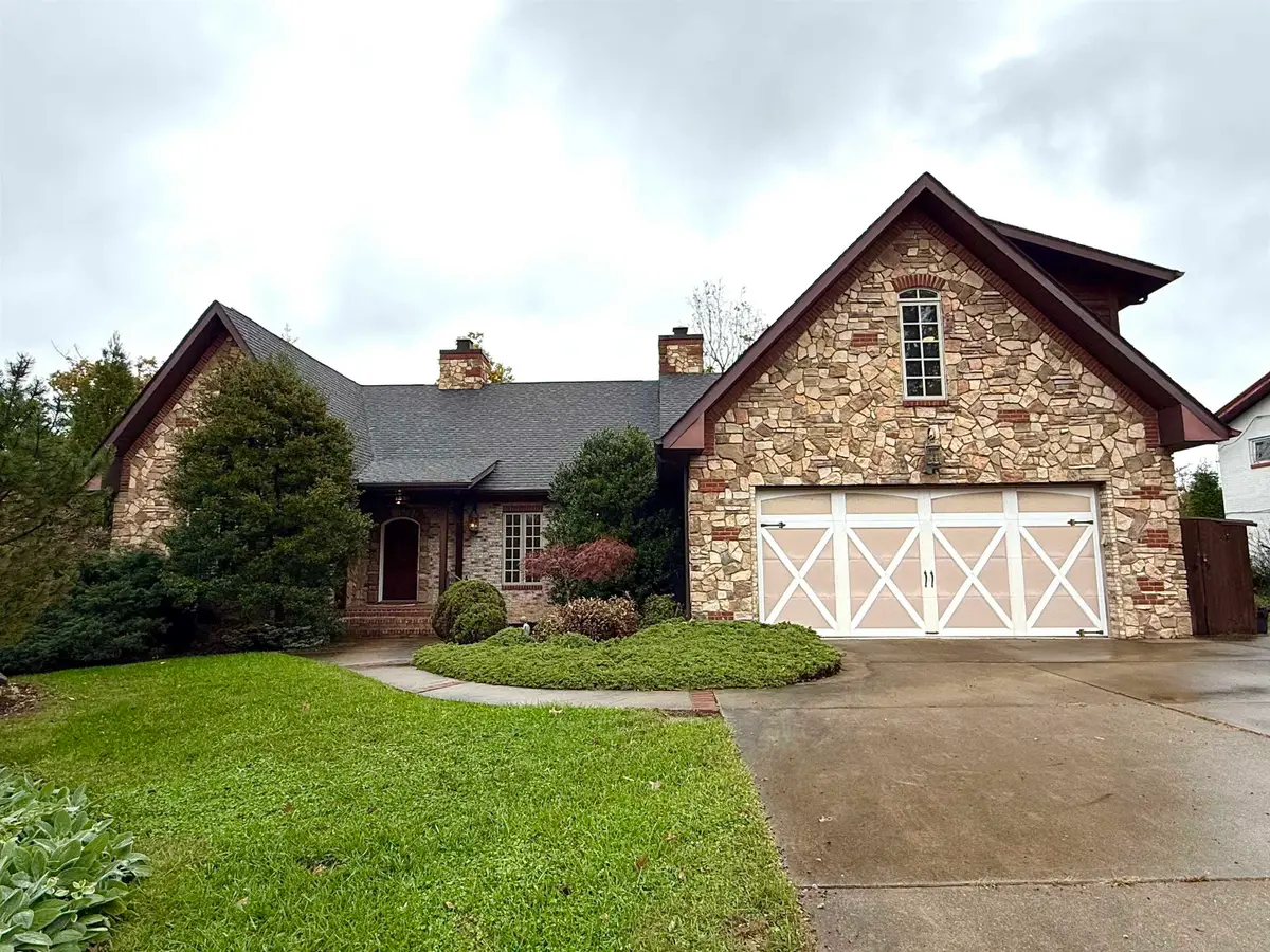 680 Freeman Court, Huntington, WV 25701 - Image #1